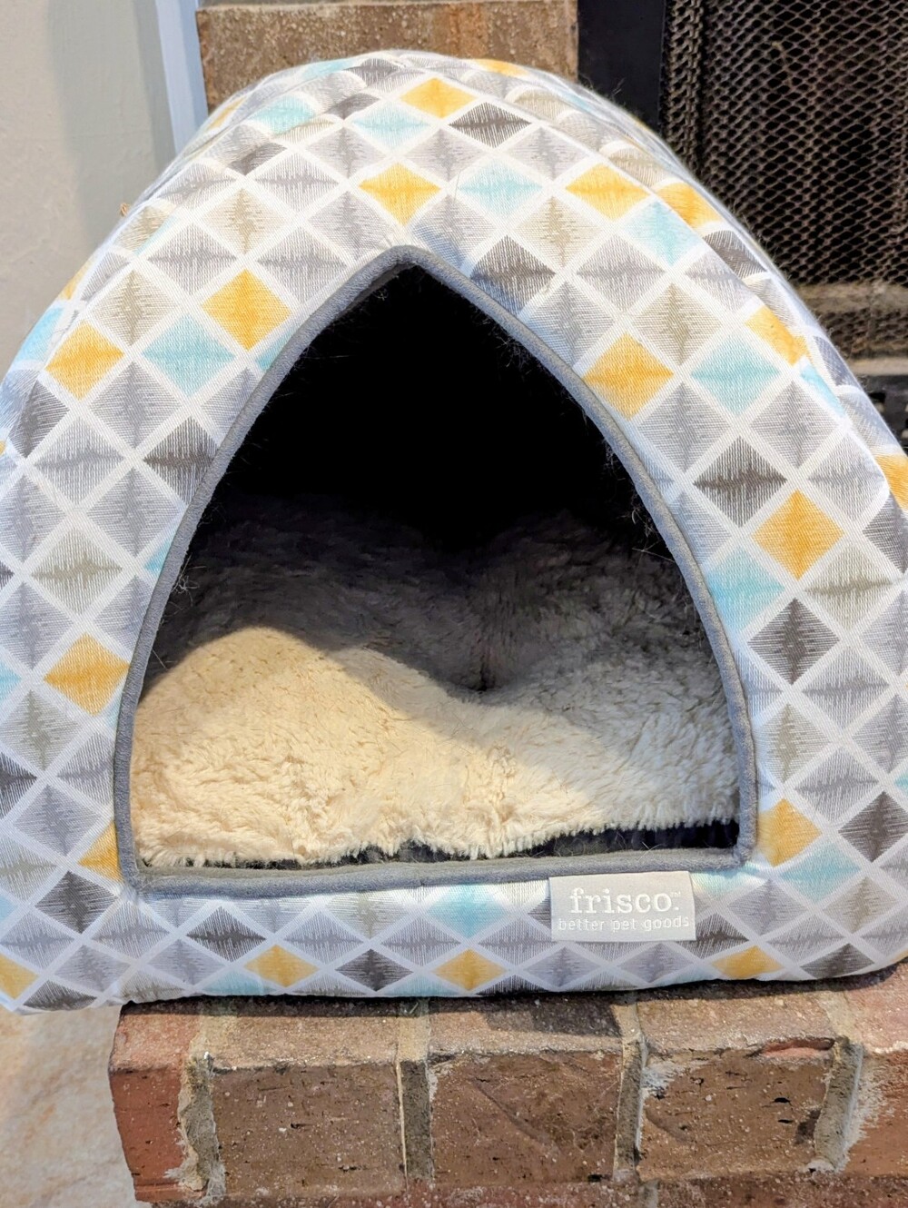 Frisco Small Pet Cozy Teepee Bed - Gray, Yellow & Blue